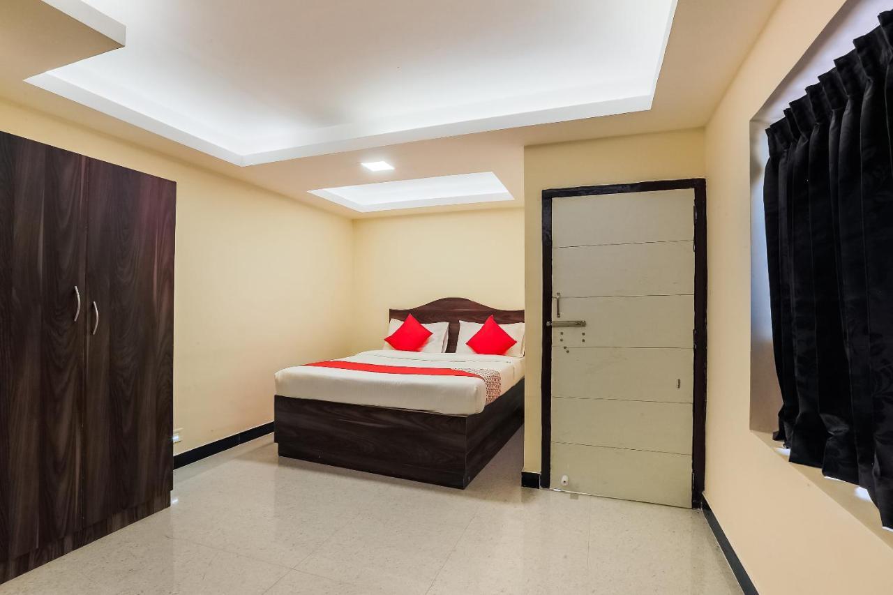 Oyo 36500 Sri Krishna Inn Ooty Ngoại thất bức ảnh